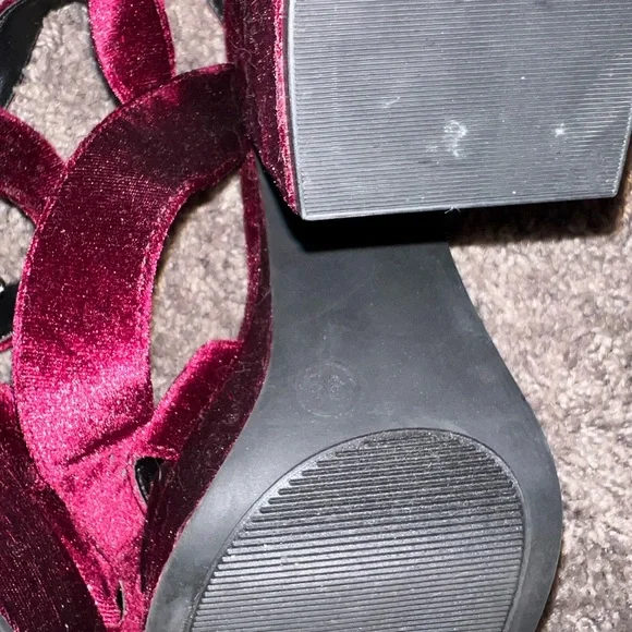 Burgundy Velvet Women's Heels - Picture 6 of 6